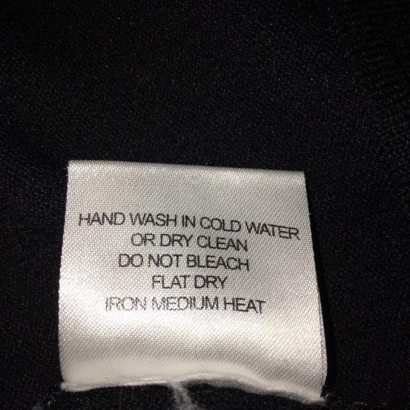 Cute Ruffled Sweater - Picture 7 of 7